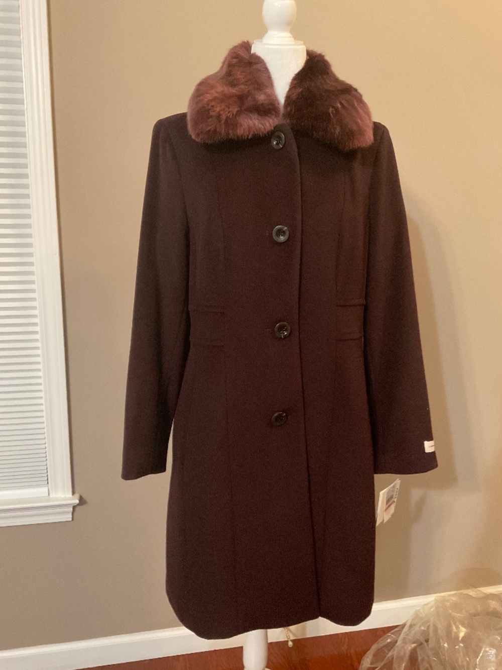 Anne Klein Cashmere/Wool Blend Ladies Coat Size 12 - New with Tag
